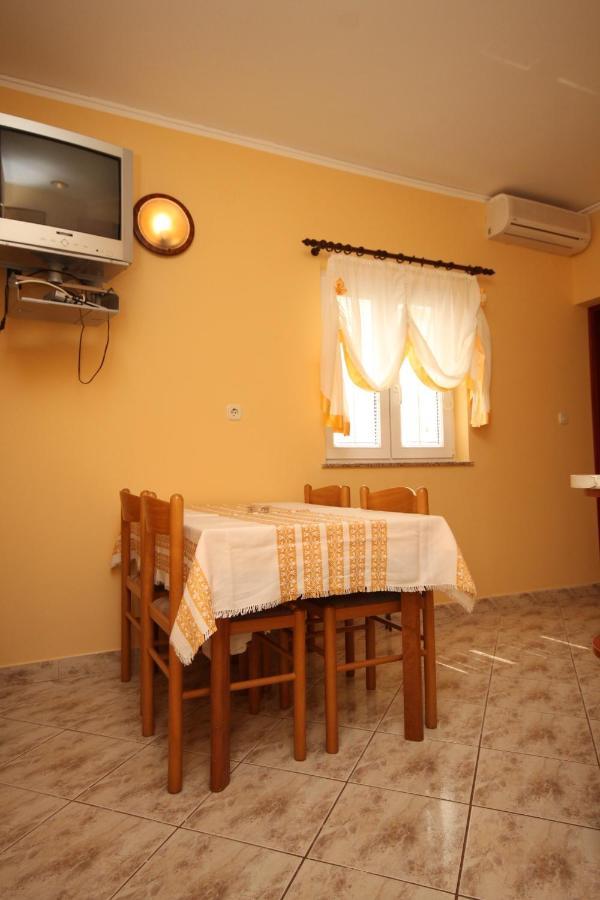 Apartments By The Sea Stara Novalja, Pag - 6469 Exterior foto
