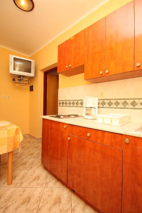 Apartments By The Sea Stara Novalja, Pag - 6469 Exterior foto